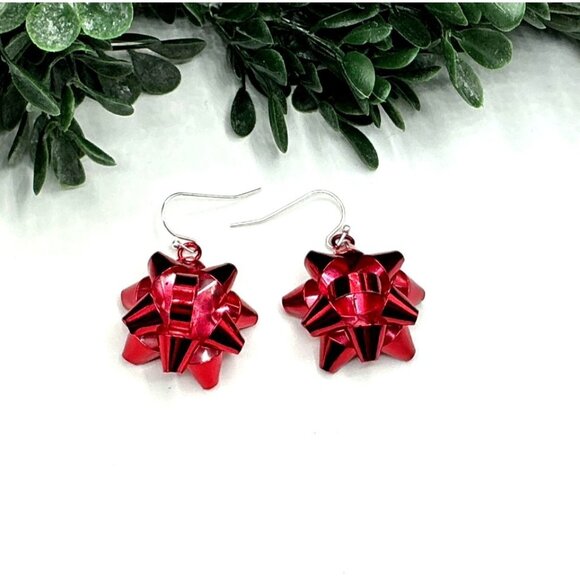 Vintage Red Bow Gift Dangle Earrings - Picture 1 of 5